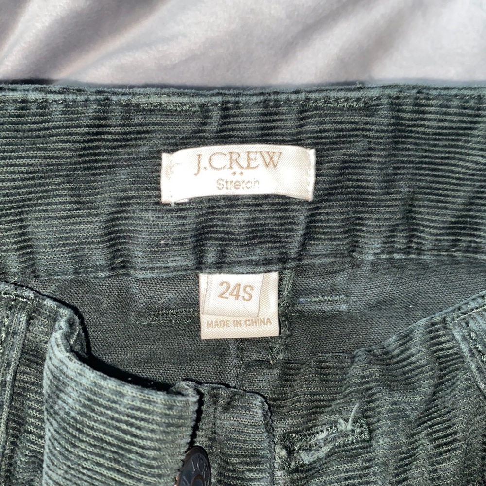 •green j crew low-rise jeans•